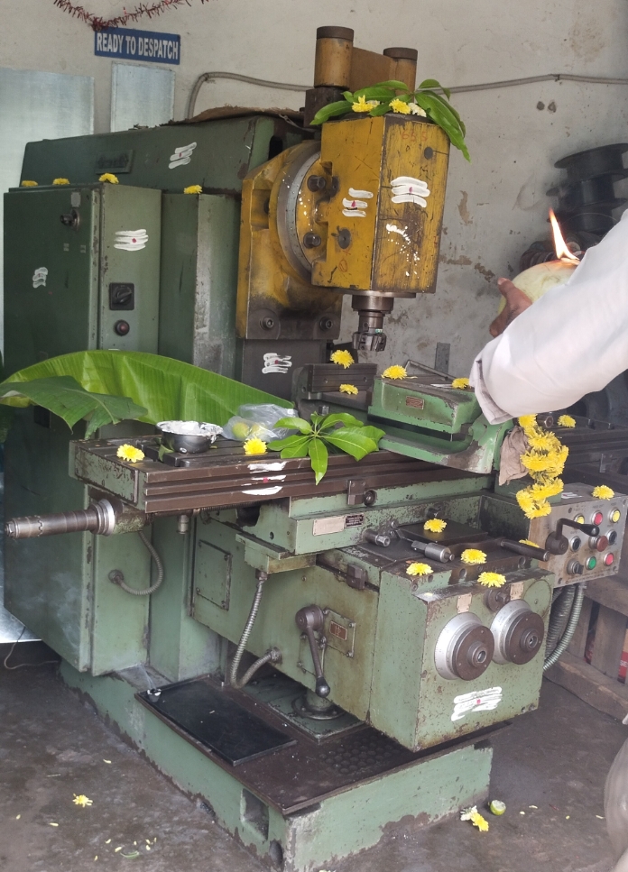 Used HMT Milling Machine  FN2